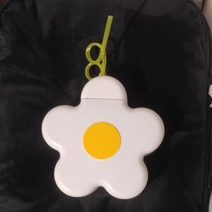 Flower-Shaped White and Yellow Drinkware